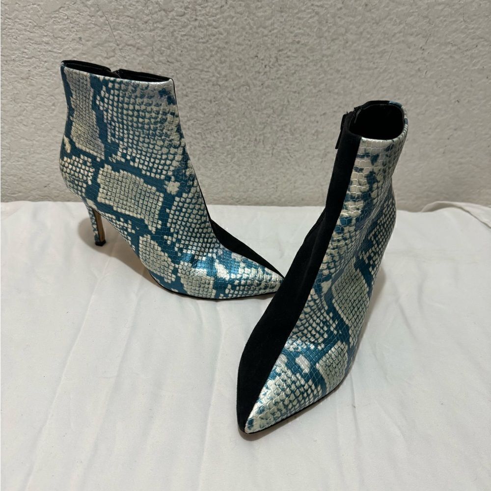 Something Navy Snake Printed Boots size 6 - Picture 2 of 9